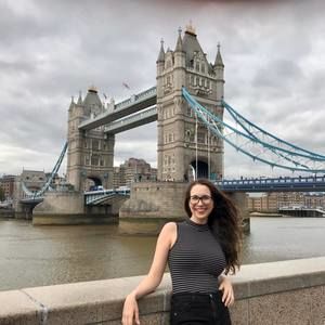 Meet your Posher, Priscilla